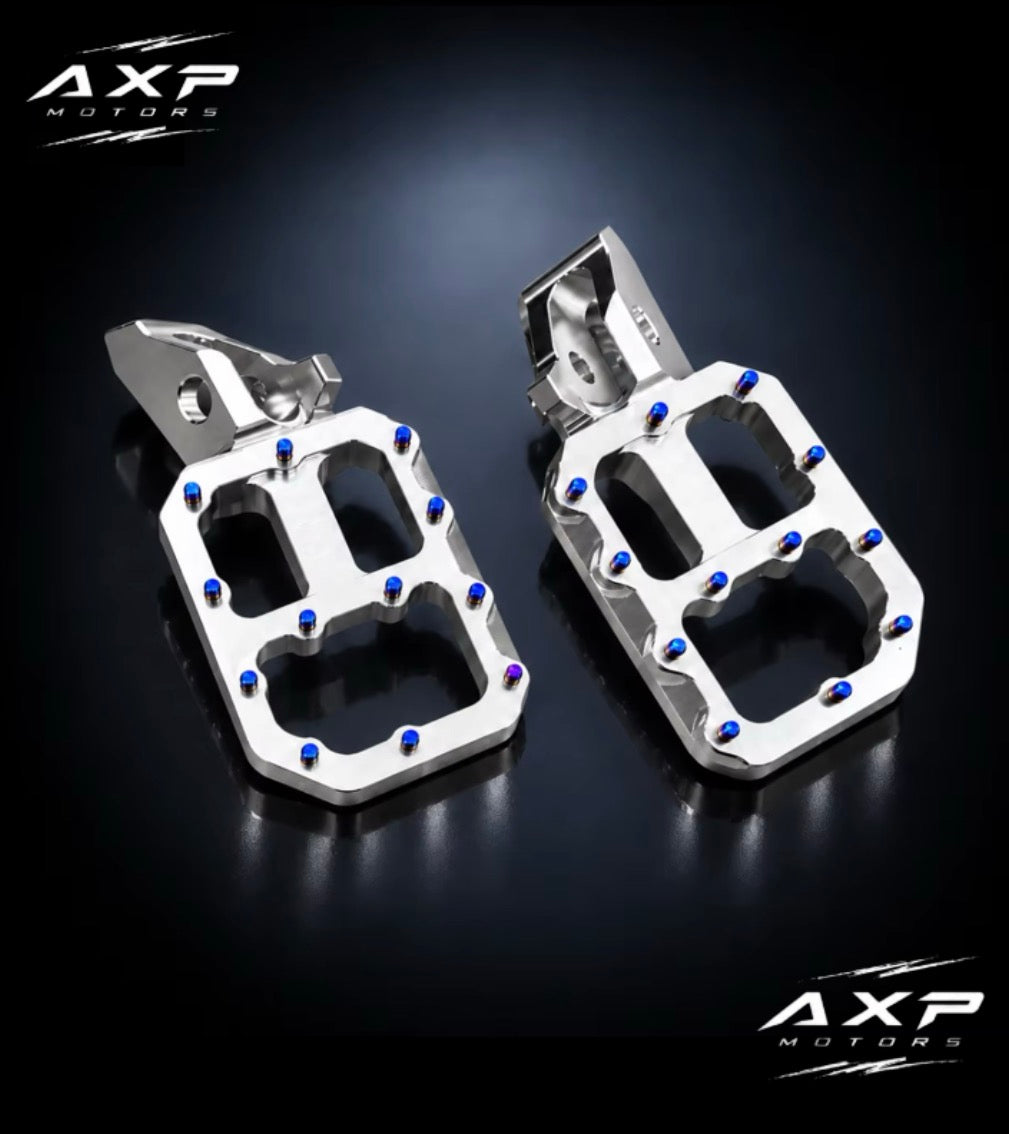 axpmotors Pegs